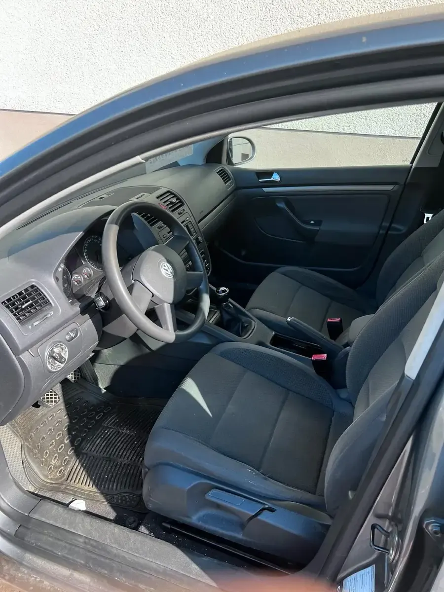 Gebraucht VW Golf V 2004 Grau Kleinwagen