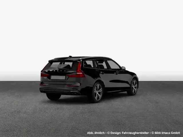 Gebraucht Volvo V60 Plus 253 PS (186 kW) 2023 Schwarz Kombi