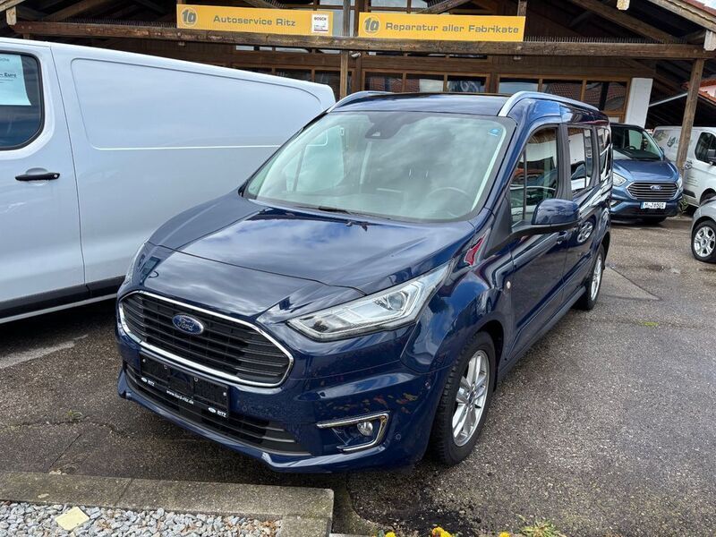 Blau Gebraucht 2019 Ford Grand Tourneo Connect Titanium Van / Kleinbus | 22.900 € (Fairer Preis) - Bild 1/4