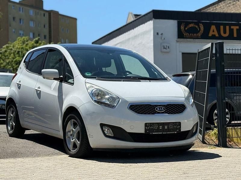Weiß Gebraucht 2010 Kia Venga Kleinwagen | 5.900 € (Fairer Preis) - Bild 1/4