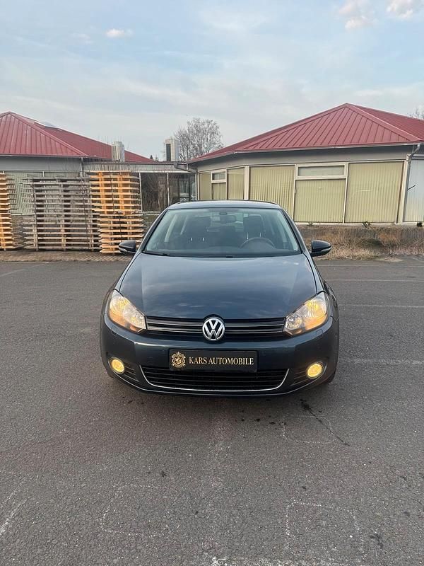 Gebraucht VW Golf VI 105 PS (77 kW) 2011 Kleinwagen