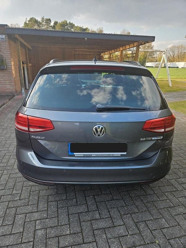 Gebraucht VW Passat Comfortline 150 PS (110 kW) 2017 Grau Kombi