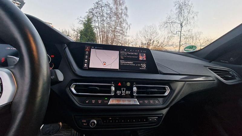 Gebraucht BMW M135 M Sport 306 PS (225 kW) 2023 Schwarz Kleinwagen
