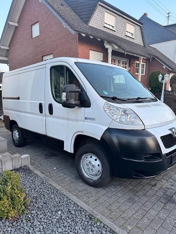 Gebraucht Peugeot Boxer 101 PS (74 kW) 2008 Weiß Van