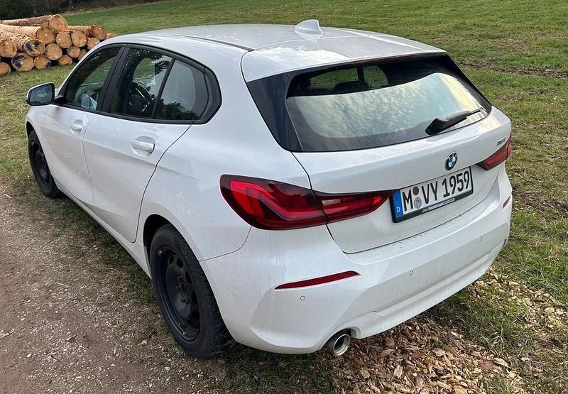 Gebraucht BMW 116 Advantage 109 PS (80 kW) 2023 Weiß Kleinwagen
