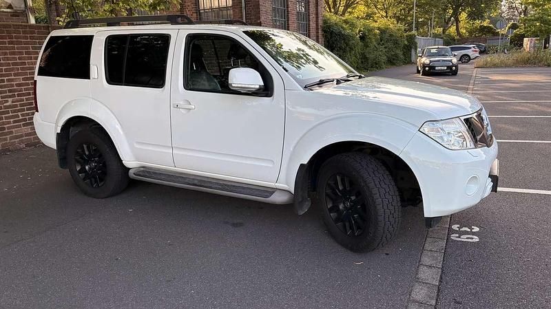 Gebraucht Nissan Pathfinder 190 PS (139 kW) 2013 Weiß SUV