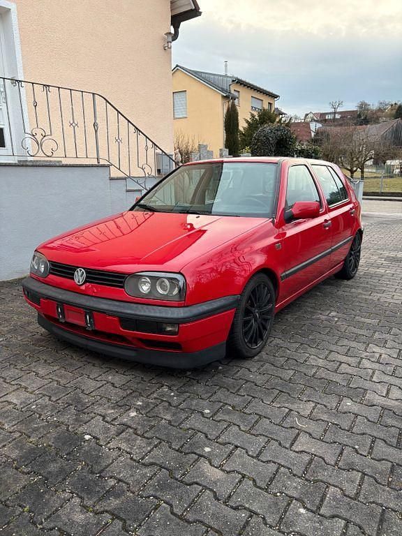 Gebraucht VW Golf III 90 PS (66 kW) 1993 Rot Limousine