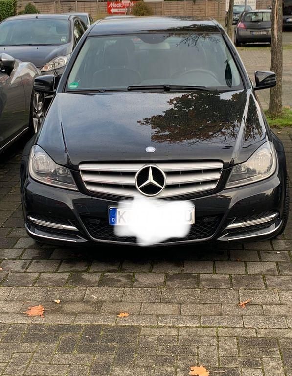 Gebraucht Mercedes 250 204 PS (150 kW) 2012 Schwarz Limousine