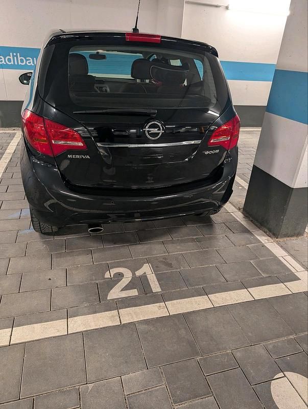 Gebraucht Opel Meriva Color Edition 136 PS (100 kW) 2014 Schwarz Van / Kleinbus