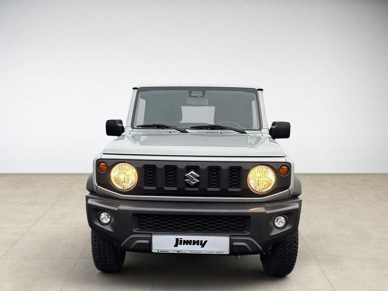 Gebraucht Suzuki Jimny 102 PS (75 kW) 2023 Silber SUV