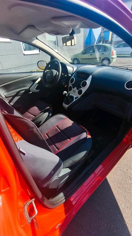 Usata Ford Ka 72 CV (52 kW) 2010 Rosso Utilitaria