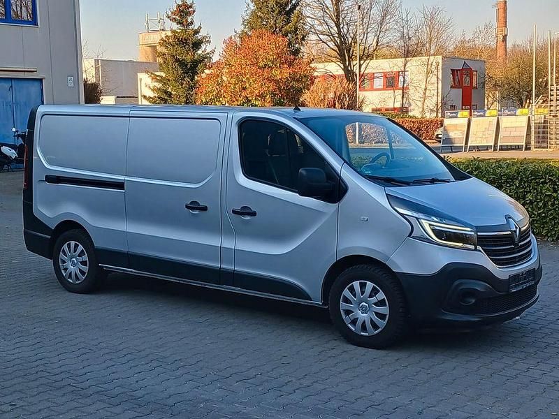 Gebraucht Renault Trafic Komfort 170 PS (125 kW) 2020 Grau Van / Kleinbus