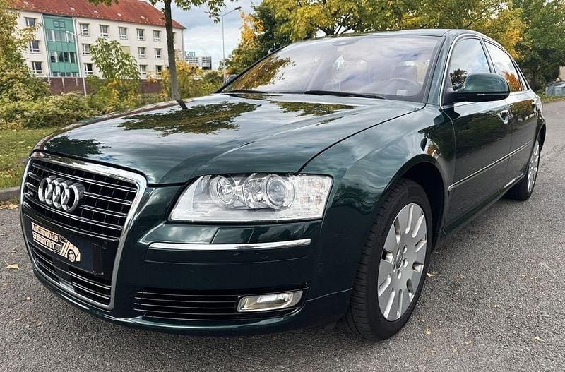 Grün Gebraucht 2008 Audi A8L Advanced Limousine | 17.900 € - Bild 1/4