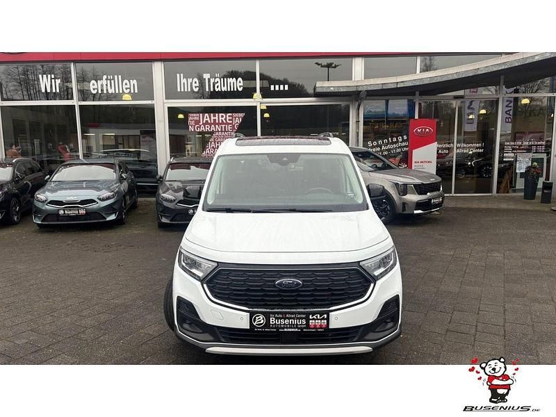 Gebraucht Ford Tourneo Active 122 PS (89 kW) 2022 Weiss Van / Kleinbus