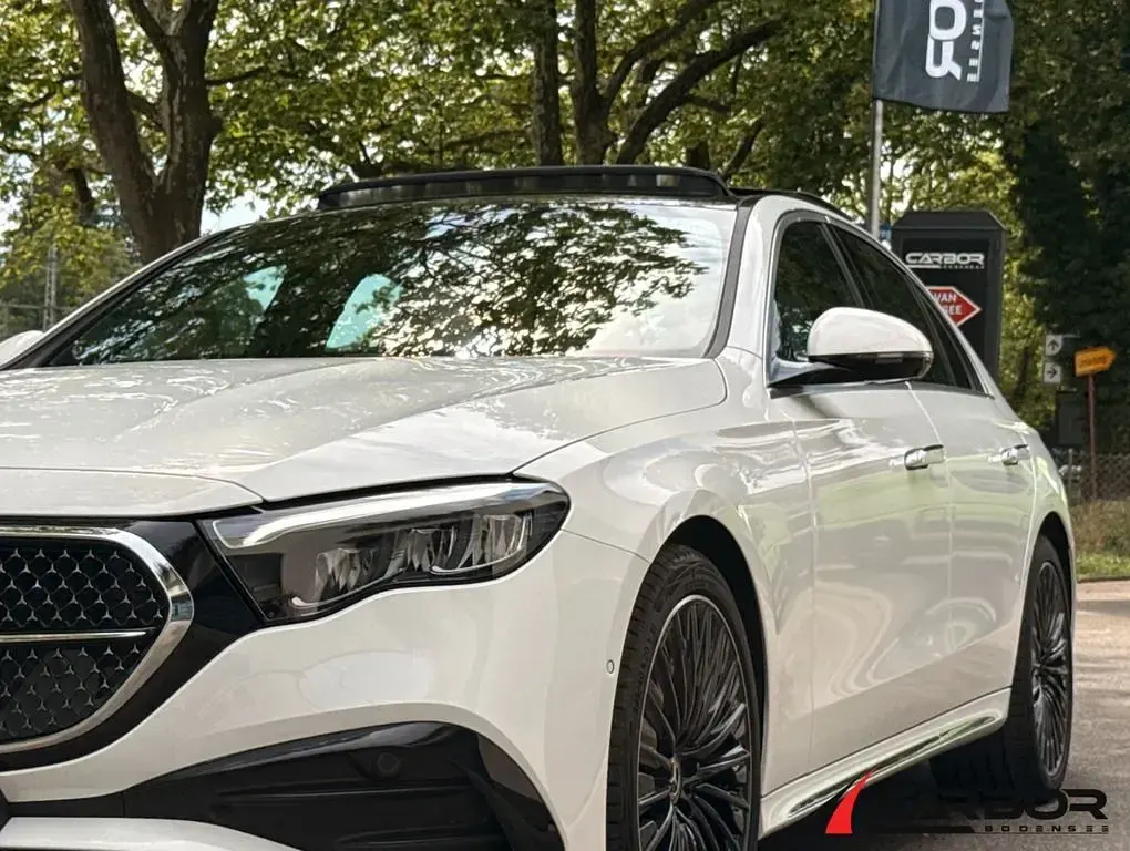 Neu Mercedes E200 AMG 227 PS (166 kW) 2026 Weiß Limousine