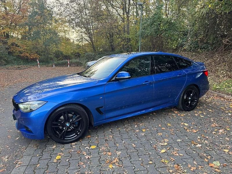 Gebraucht BMW 318 Gran Turismo M Sport 150 PS (110 kW) 2020 Blau Limousine