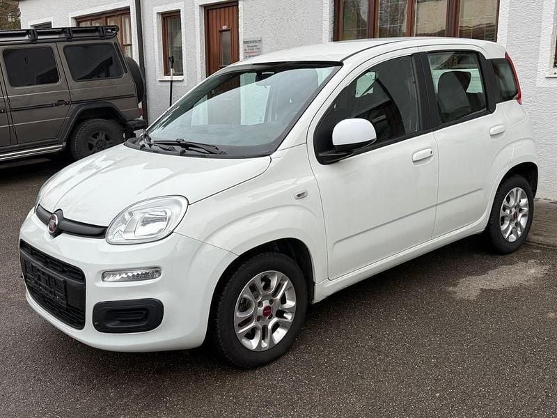 Gebraucht Fiat Panda Lounge 69 PS (50 kW) 2018 Weiß Kleinwagen
