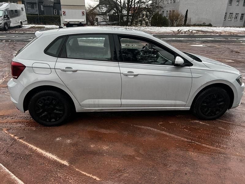 Gebraucht VW Polo Highline 95 PS (69 kW) 2017 Grau Kleinwagen