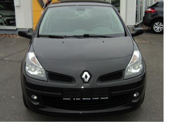 Schwarz metallic Gebraucht 2007 Renault Clio II Dynamique Limousine | 6.490 € - Bild 1/4