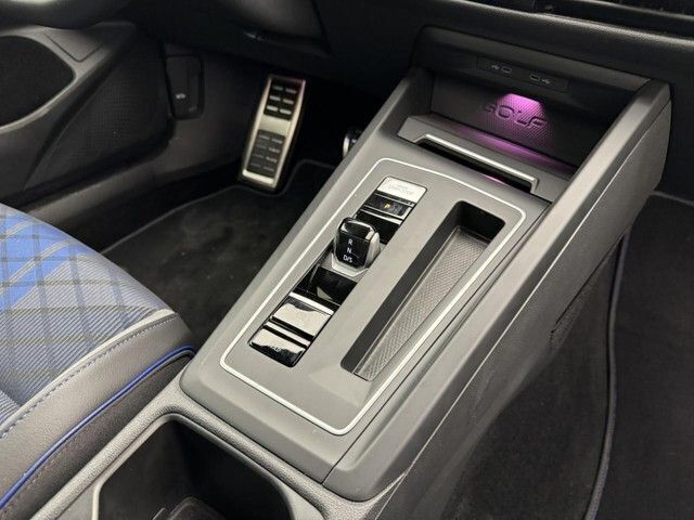 Gebraucht VW Golf VIII R 320 PS (235 kW) 2022 Pure white, solid Limousine