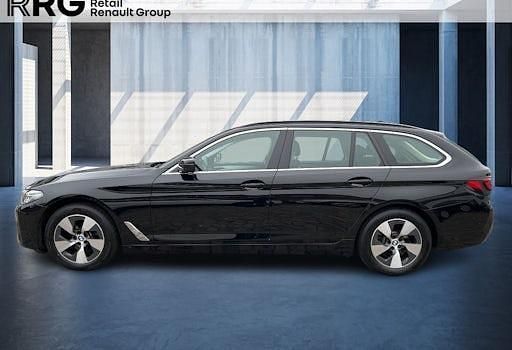 Gebraucht BMW 520 Performance 197 PS (144 kW) 2022 Schwarz Kombi