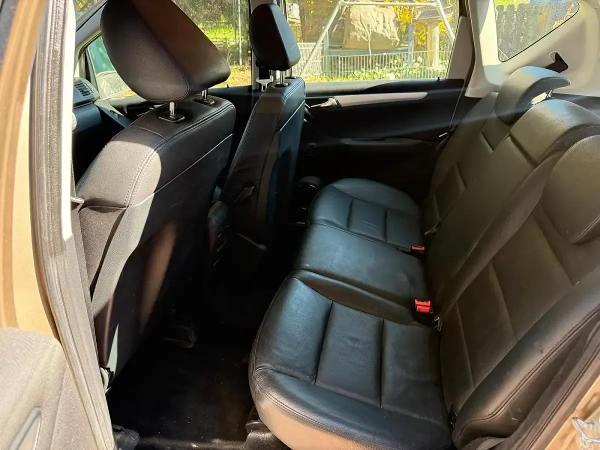 Gebraucht Mercedes A200 140 PS (102 kW) 2007 Gold Van / Kleinbus