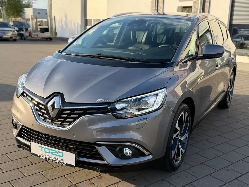 Occasion Renault Scenic E-Tech Bose Edition 132 ch (97 kW) 2017 Marron Monospace