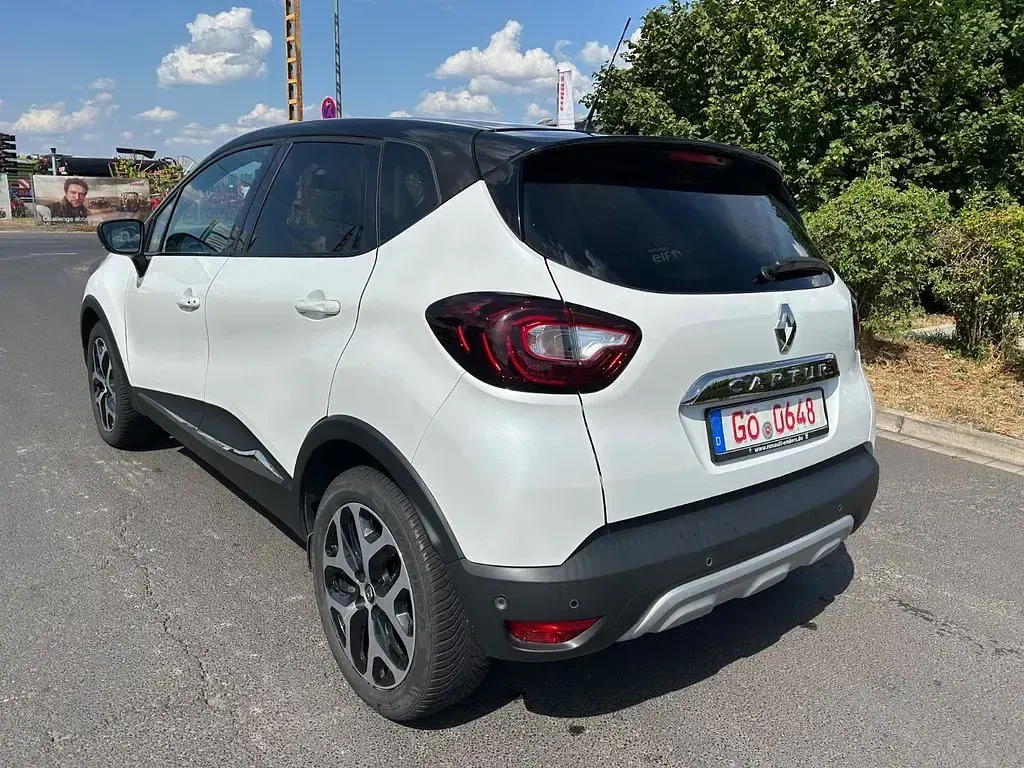 Gebraucht Renault Captur Collection 150 PS (110 kW) 2019 Weiß SUV
