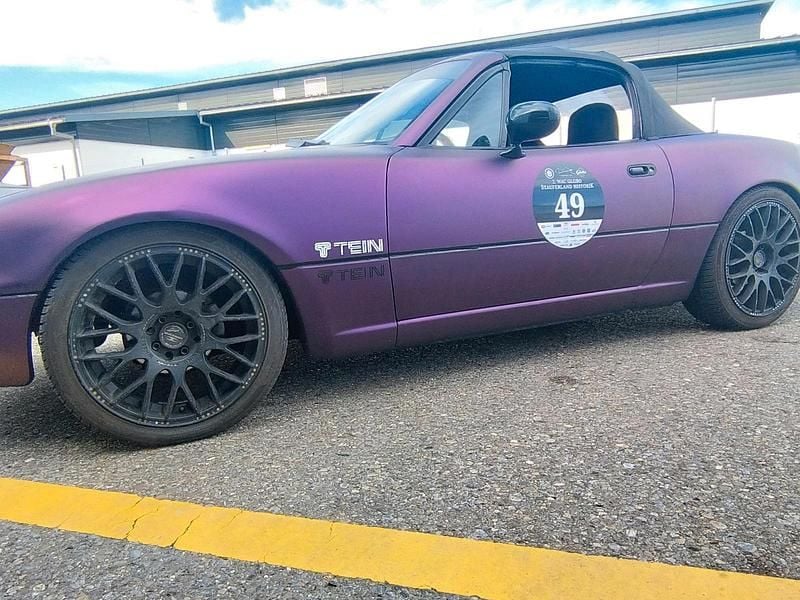 Gebraucht Mazda MX5 116 PS (85 kW) 1993 Rot Cabrio