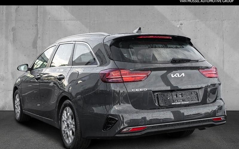 Gebraucht Kia Ceed Sportswagon Vision 120 PS (88 kW) 2023 Grau Kombi