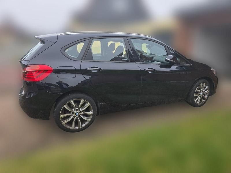 Gebraucht BMW 218 Active Tourer 136 PS (100 kW) 2016 Schwarz Van / Kleinbus