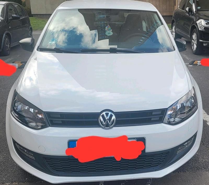 Gebraucht VW Polo 60 PS (44 kW) 2013 Weiß Kleinwagen