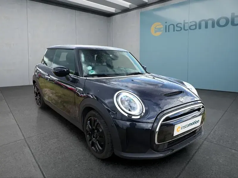 Gebraucht Mini Cooper SE 135 kW (184 PS) 2022 Schwarz Kleinwagen