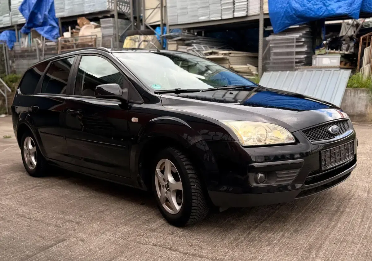 Occasion Ford Focus Style 101 ch (74 kW) 2007 Noir Berline