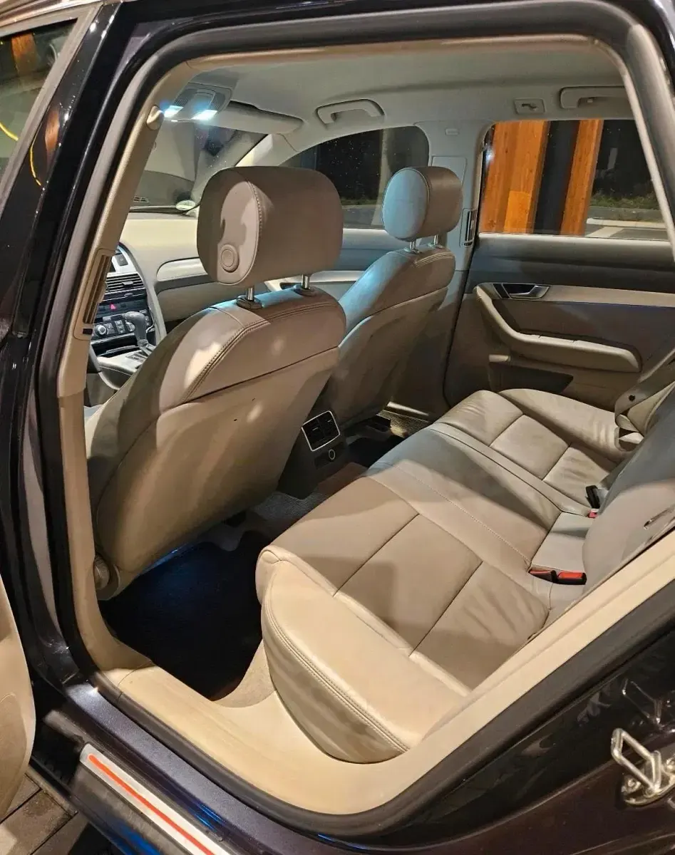 Gebraucht Audi A6 190 PS (139 kW) 2010 Grau Kombi