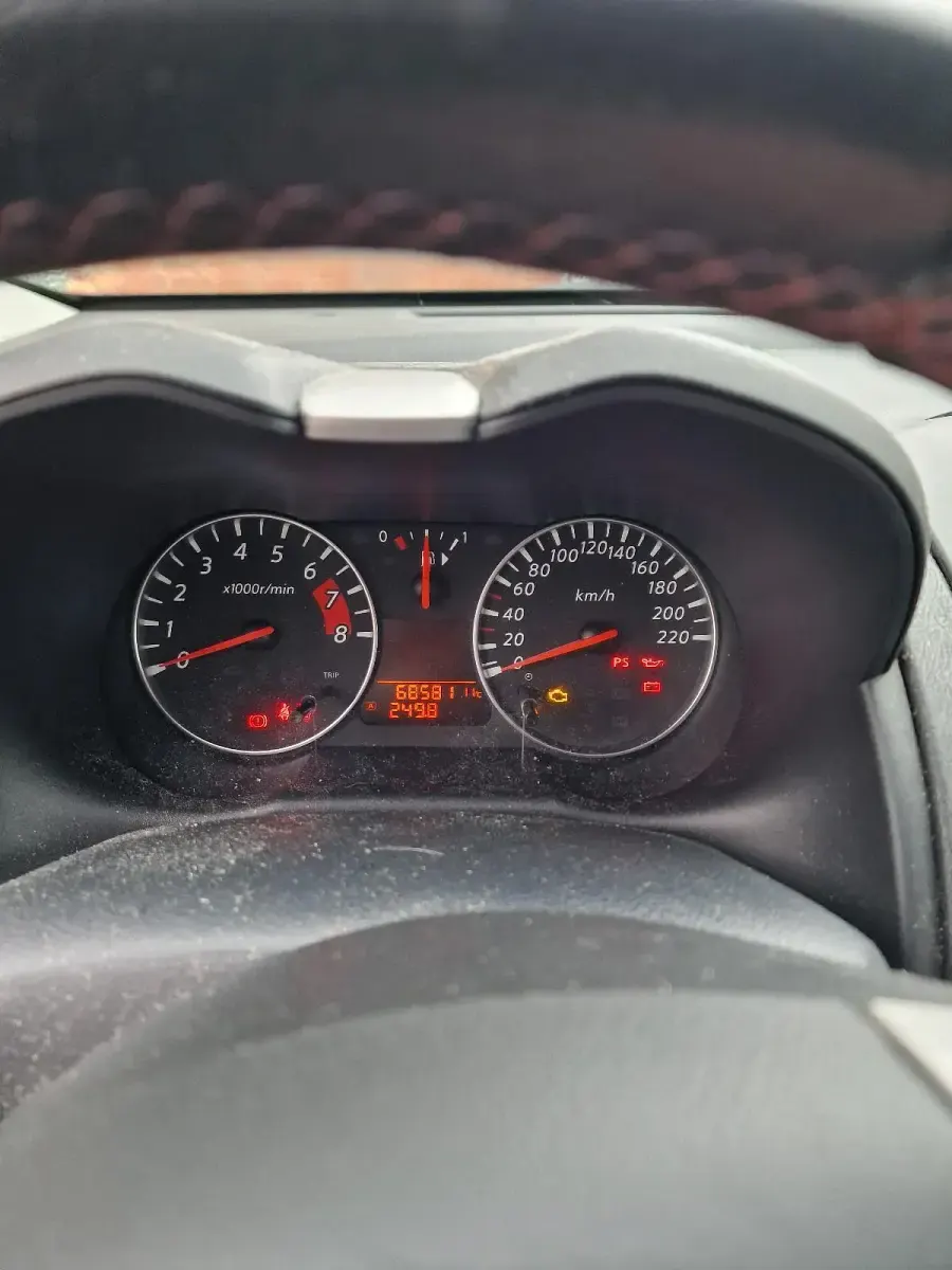 Gebraucht Nissan Note 88 PS (64 kW) 2010 Silber Kleinwagen