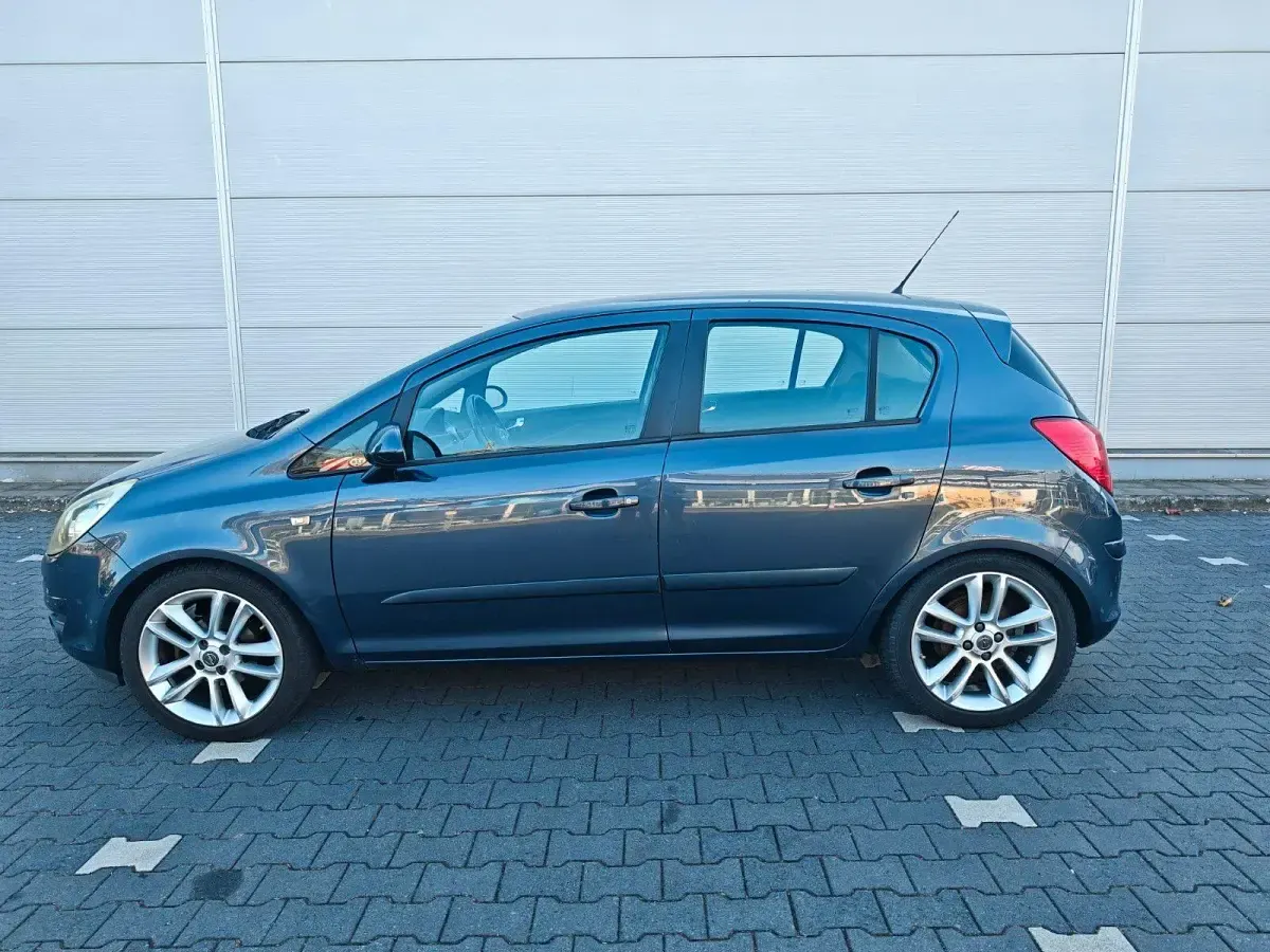 Gebraucht Opel Corsa Edition 90 PS (66 kW) 2007 Blau Kleinwagen