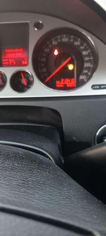 Gebraucht VW Passat 105 PS (77 kW) 2008 Kombi