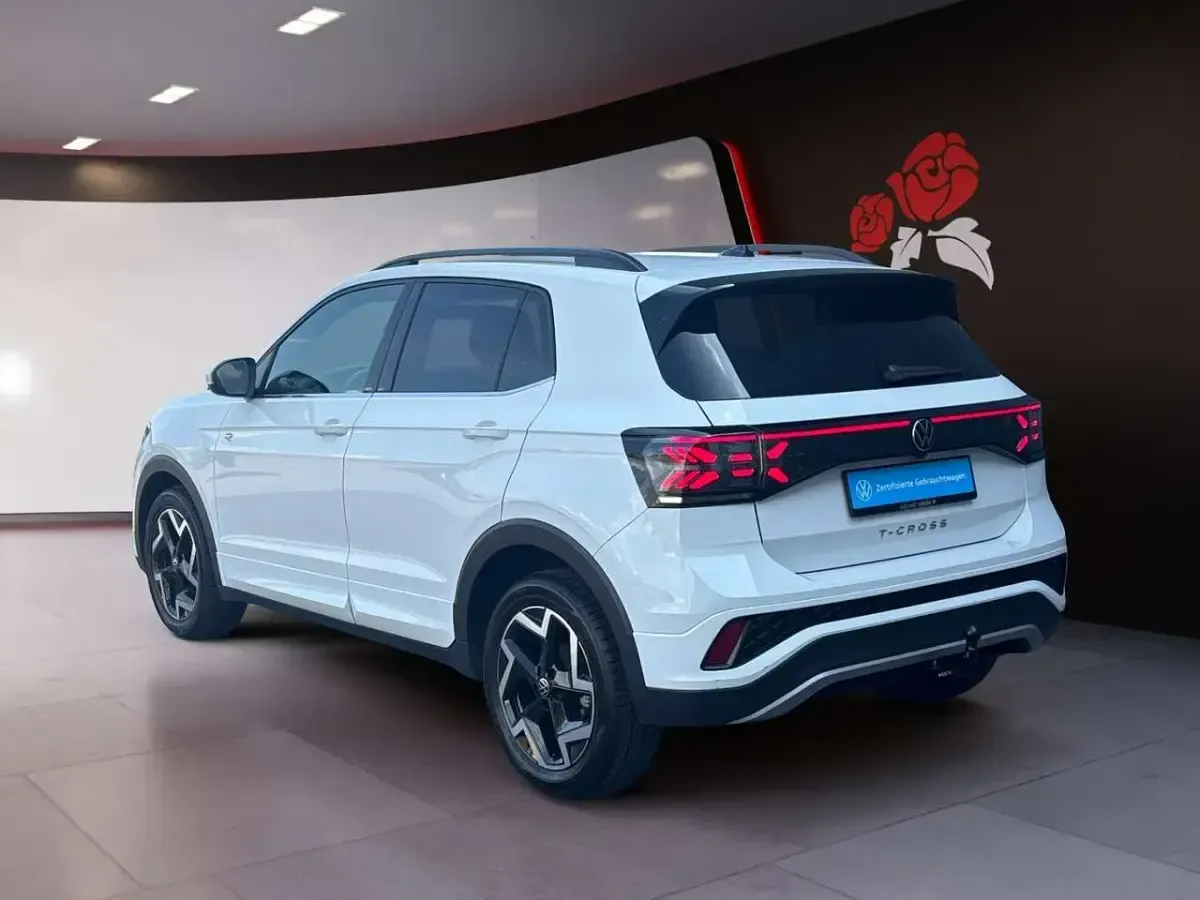 Gebraucht VW T-Cross R-line 150 PS (110 kW) 2025 Weiß SUV