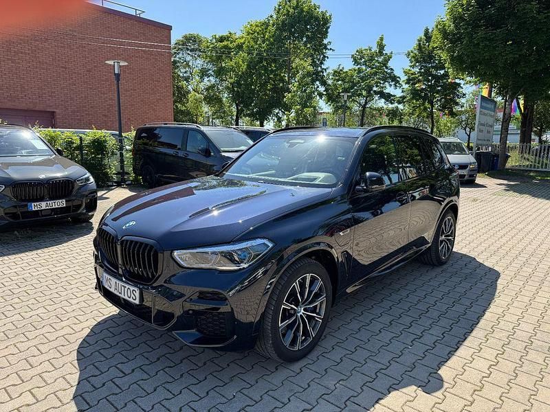 Schwarz Gebraucht 2021 BMW X5 M Sport SUV | 60.689 € (Fairer Preis) - Bild 1/4