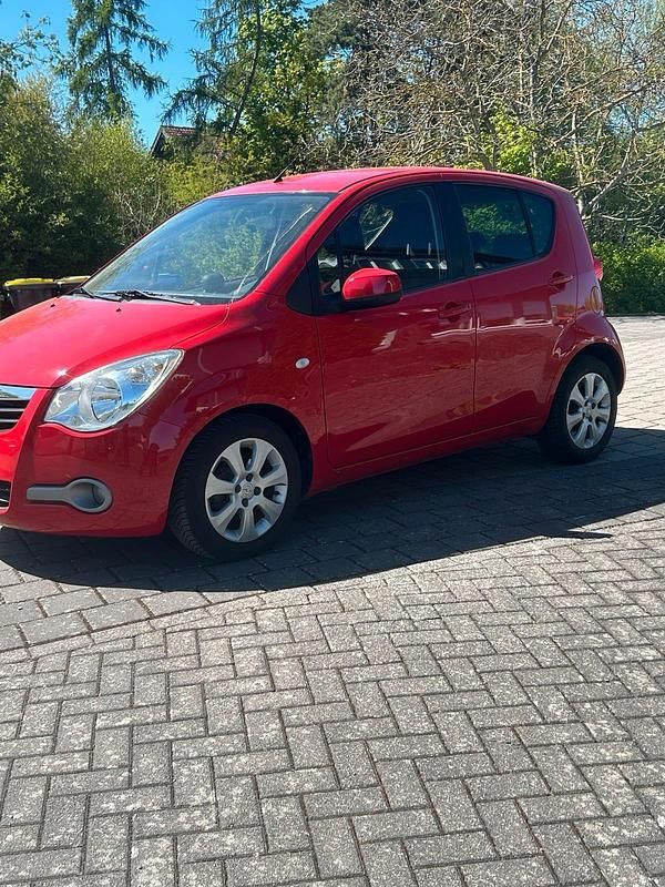 Second-hand Opel Agila 2009 Roșu Hatchback