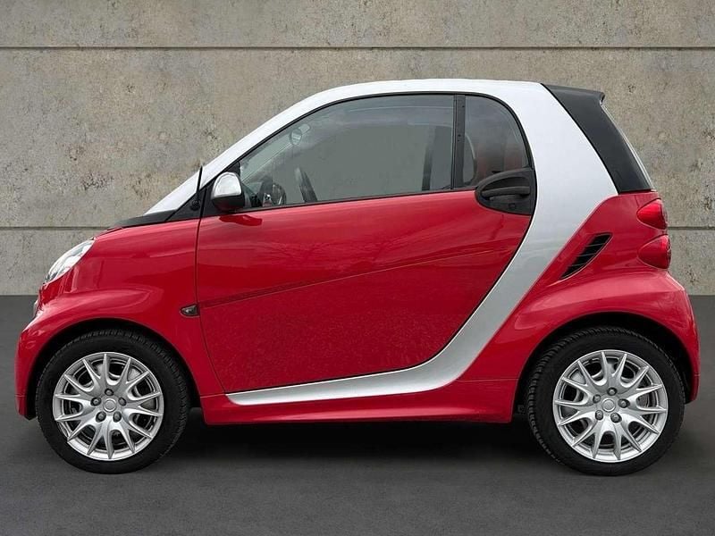 Gebraucht Smart ForTwo Coupé 71 PS (52 kW) 2013 Rot Coupé