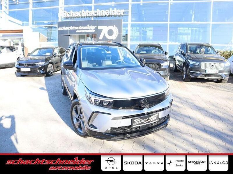 Quarz silber metallic Gebraucht 2023 Opel Grandland X SUV | 22.890 € (Fairer Preis) - Bild 1/4