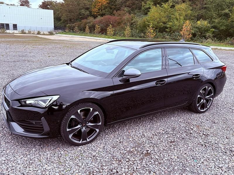 Schwarz Gebraucht 2023 Cupra Leon VZ Kombi | 27.900 € (Guter Preis) - Bild 1/4