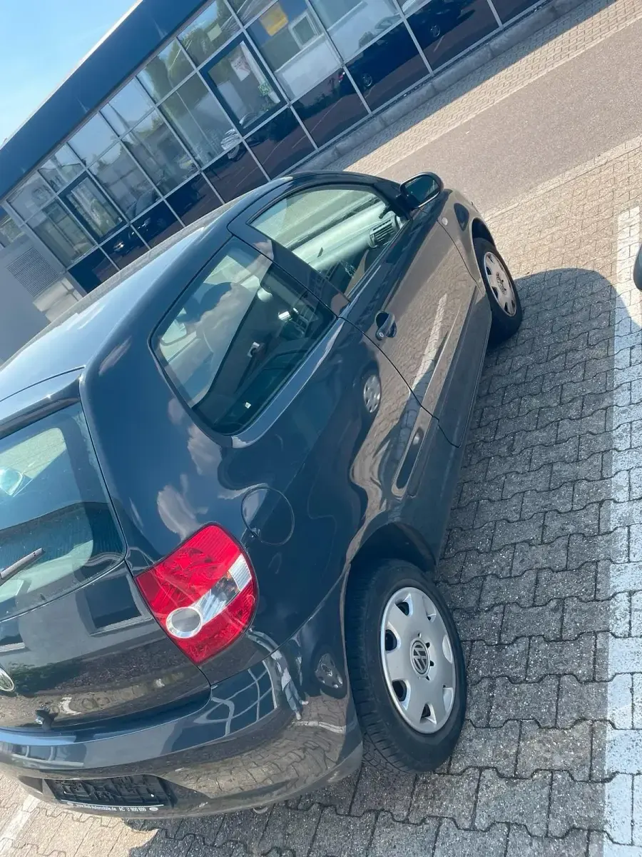 Używany VW Fox 54 KM (39 kW) 2007 Niebieski Hatchback
