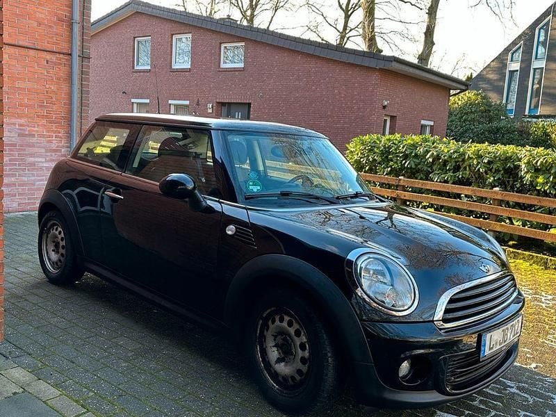 Second-hand Mini ONE 98 CP (72 kW) 2013 Negru Hatchback