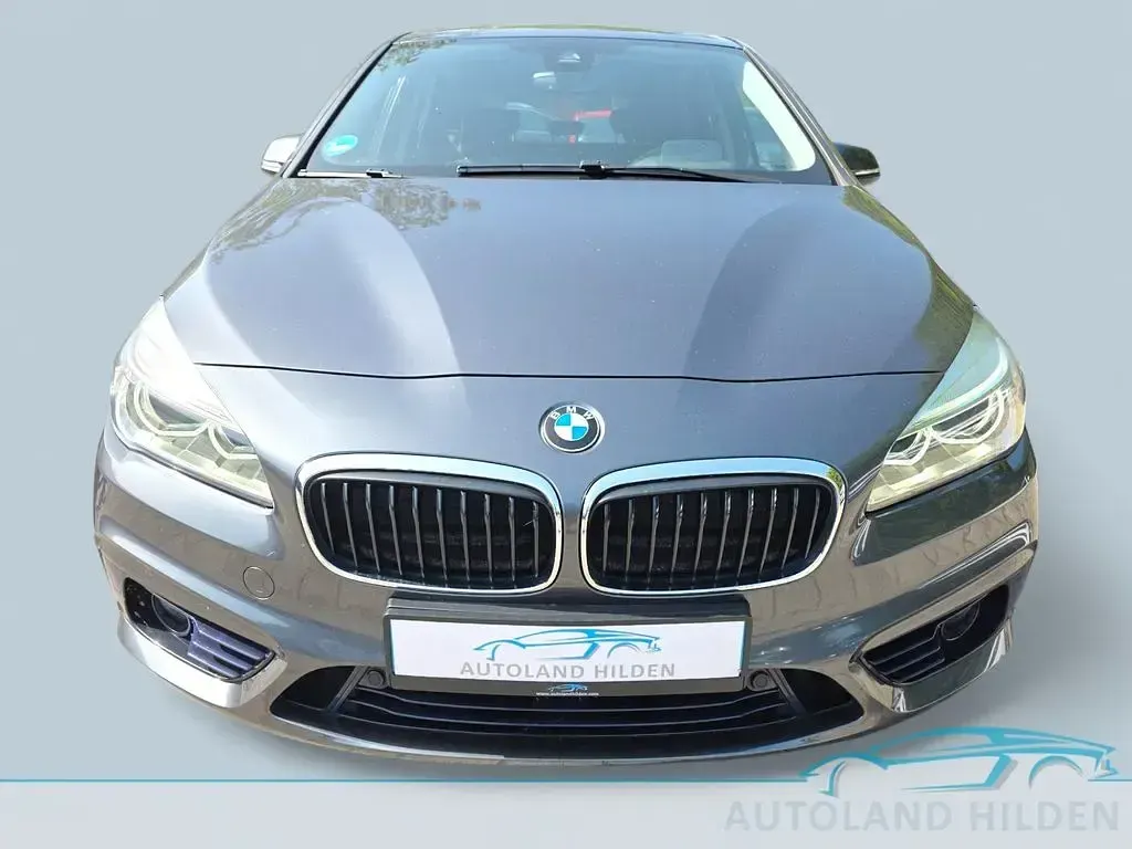 Gebraucht BMW 220 Active Tourer Sport Line 192 PS (141 kW) 2017 Grau Van / Kleinbus