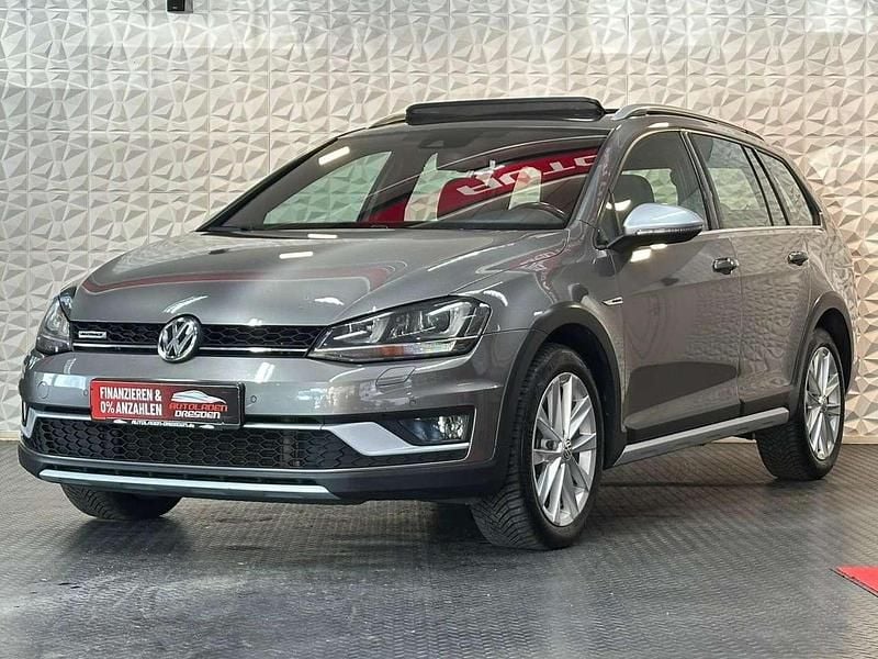 Gebraucht VW Golf Alltrack 184 PS (135 kW) 2016 Limestone grey metallic Kombi