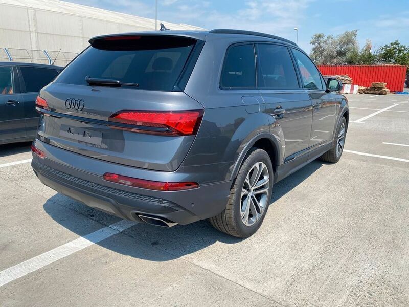 Second-hand Audi Q7 252 CP (185 kW) 2024 Gri SUV