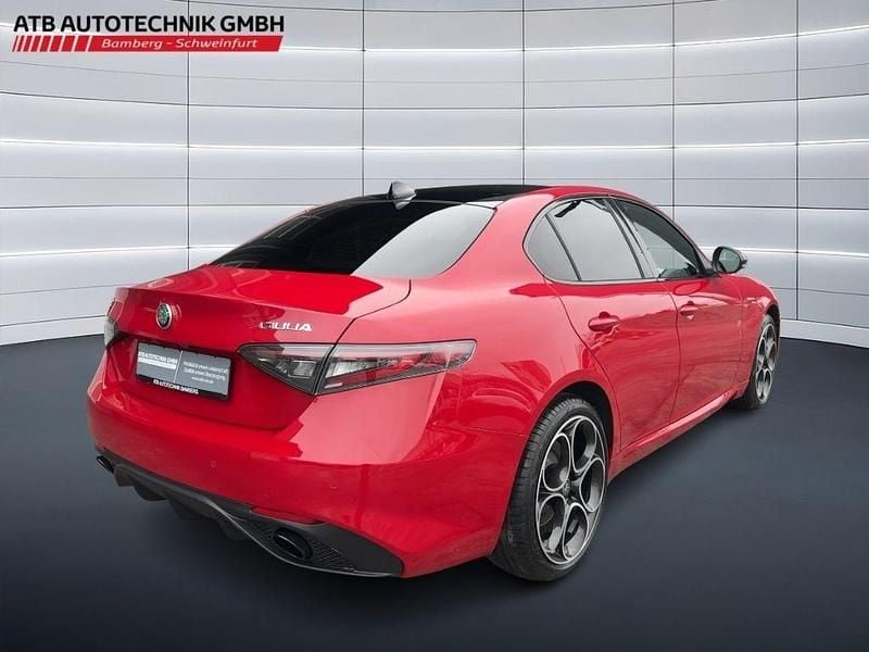 Neu Alfa Romeo Giulia Veloce 280 PS (205 kW) 2026 Rot Limousine